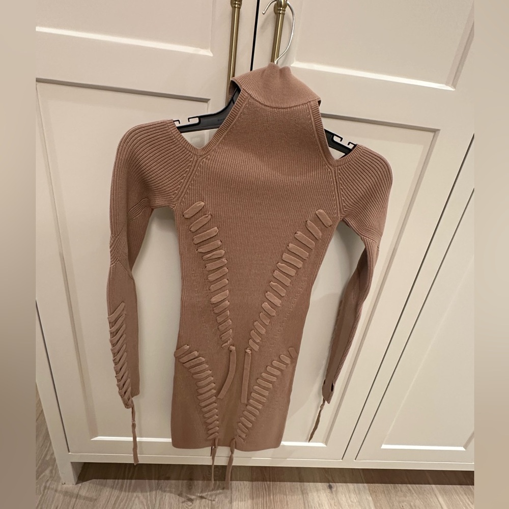 Dundas x Revolve cold shoulder knit mini dress - Picture 10 of 10